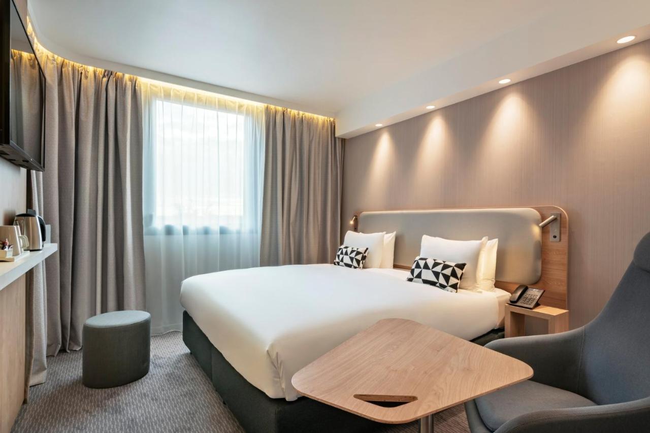 Holiday Inn Express - Marne-La-Vallee Val D'Europe By Ihg Bailly-Romainvilliers Exterior foto